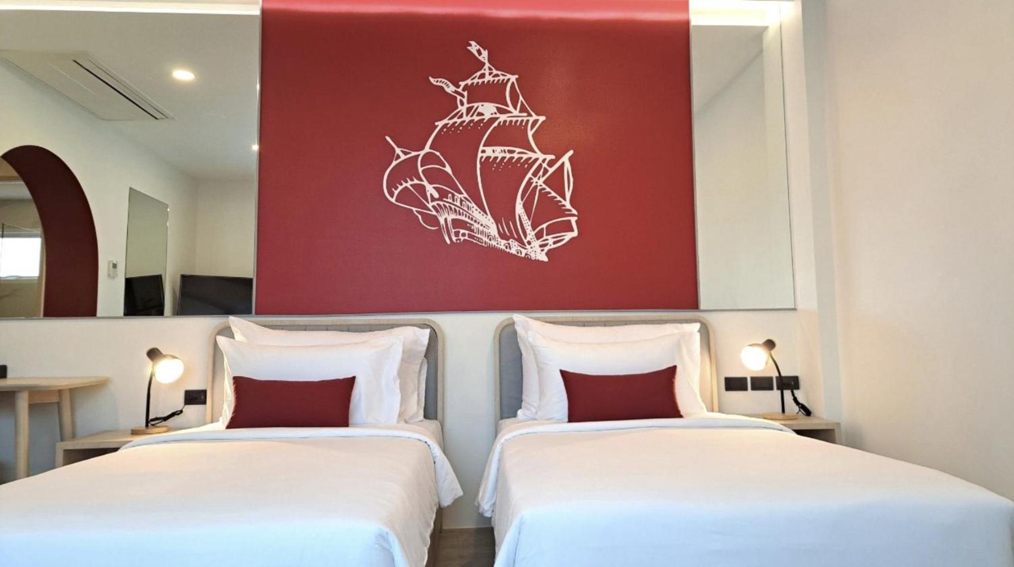 Hotel Midtown Ratsada Phuket Exteriör bild