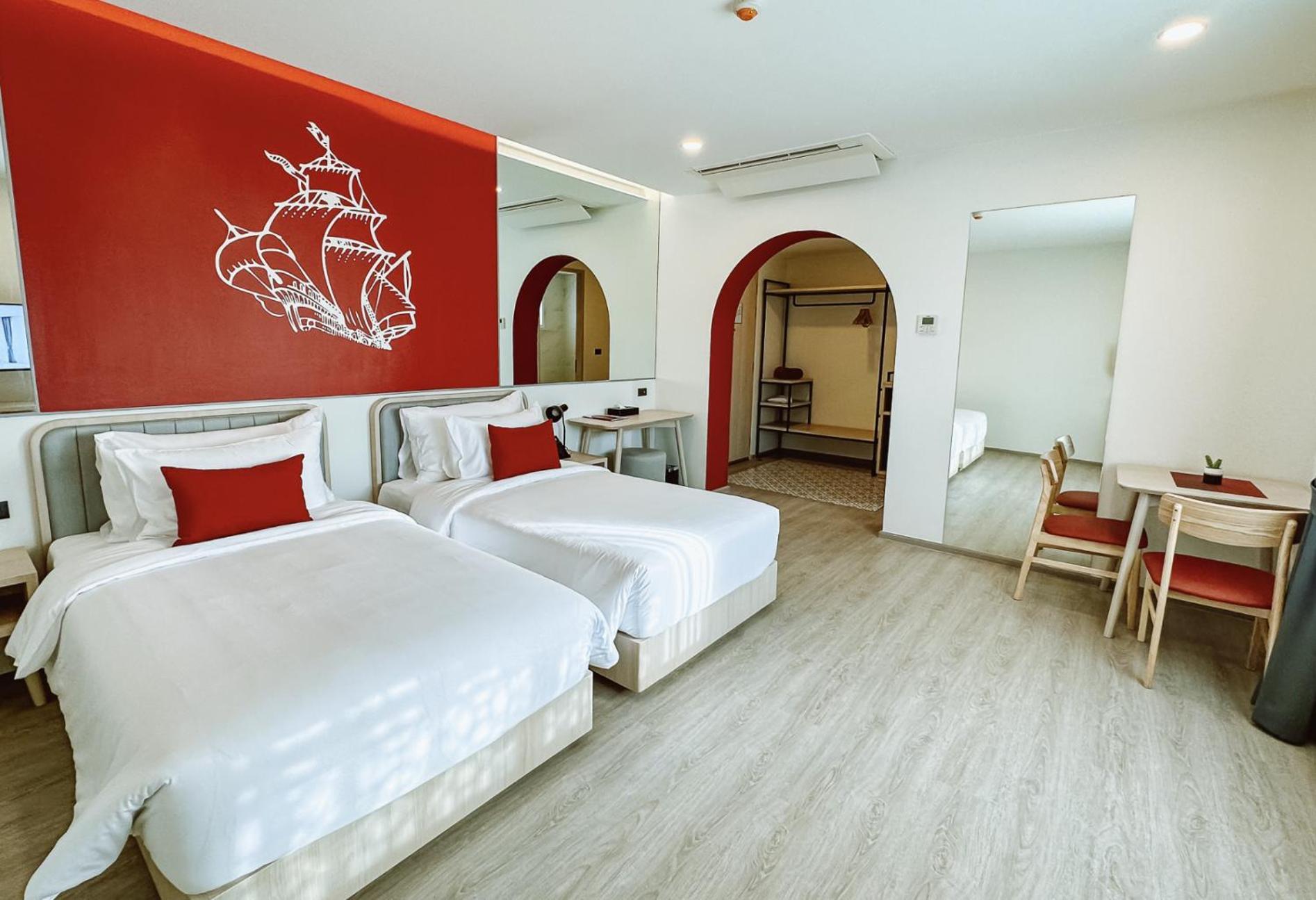 Hotel Midtown Ratsada Phuket Exteriör bild