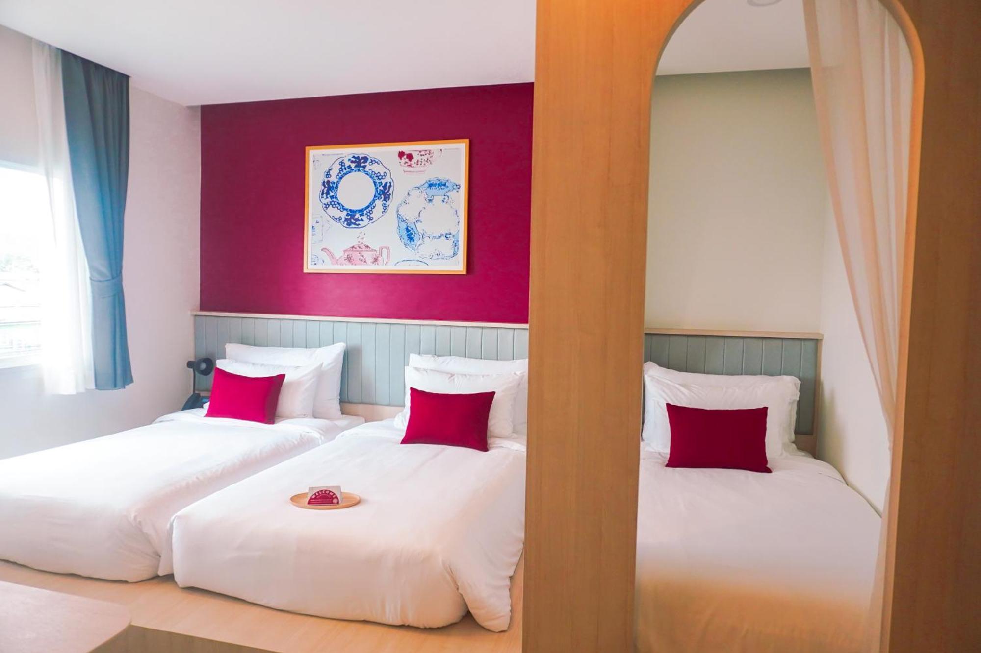 Hotel Midtown Ratsada Phuket Exteriör bild