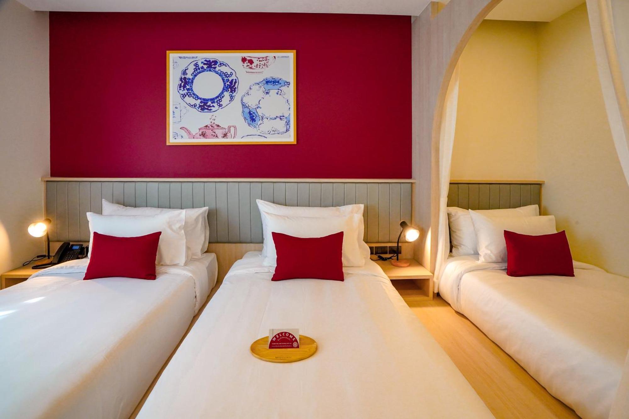 Hotel Midtown Ratsada Phuket Exteriör bild