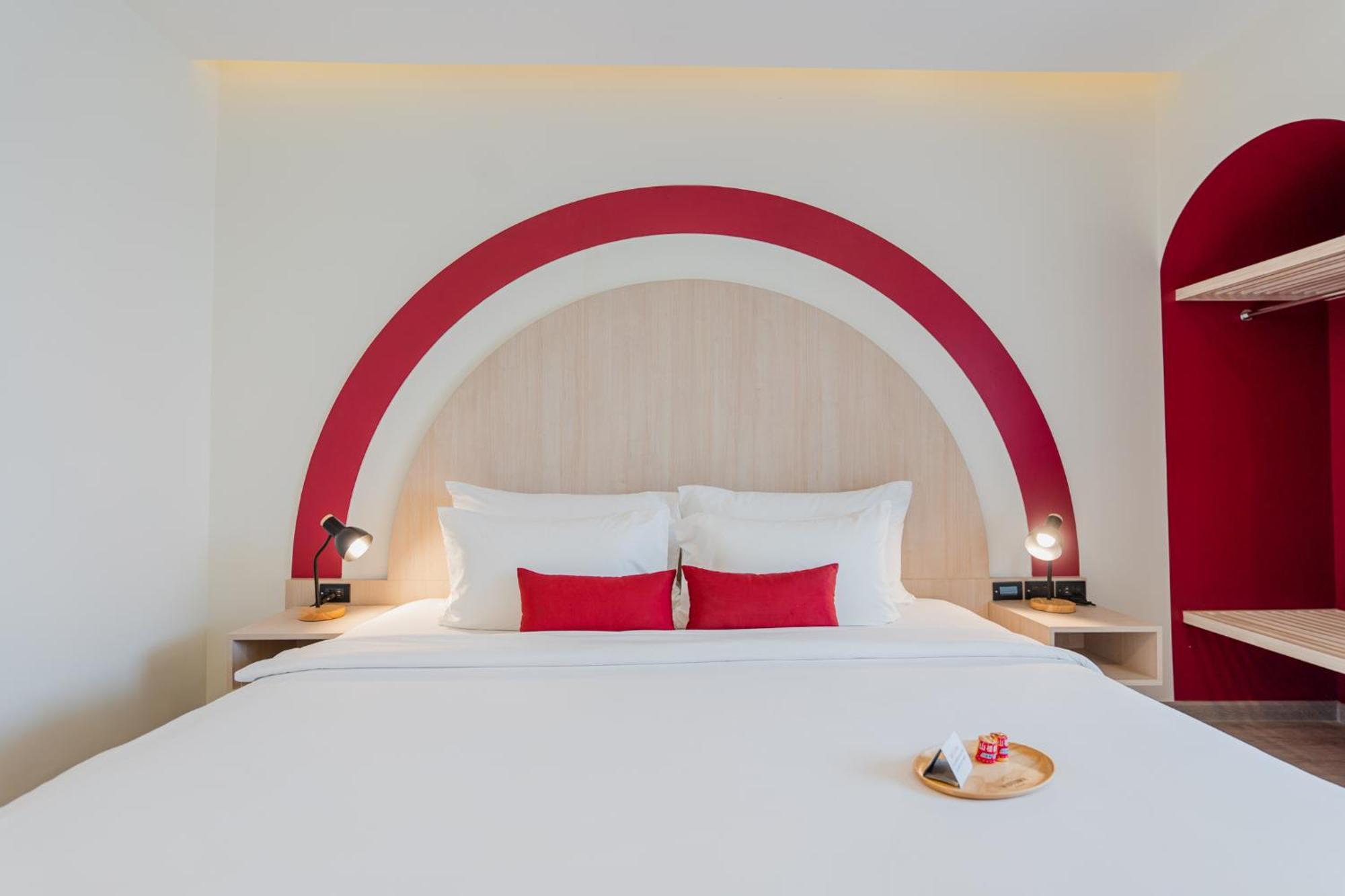 Hotel Midtown Ratsada Phuket Exteriör bild