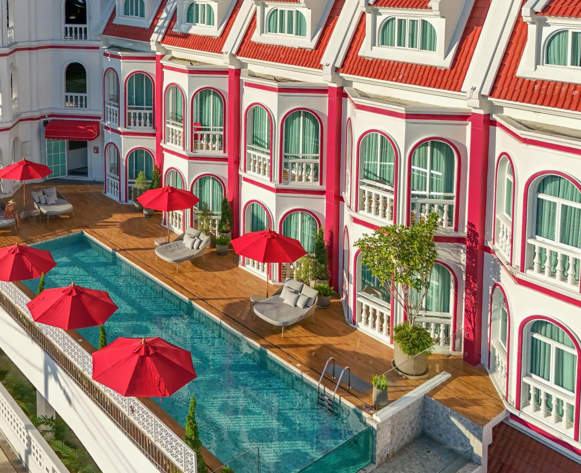 Hotel Midtown Ratsada Phuket Exteriör bild